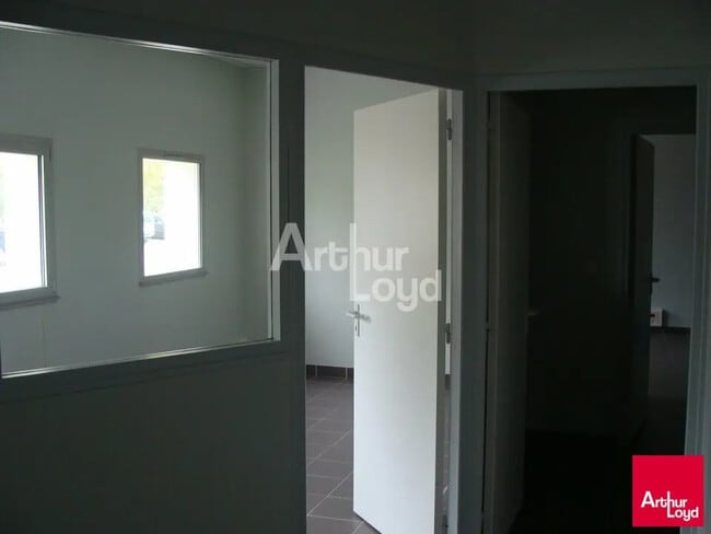 Plus de détails pour Bureau à louer