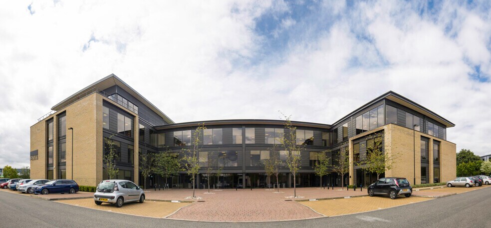 1 Seebeck Pl, Milton Keynes à louer - Photo de l’immeuble – Image 2 sur 2