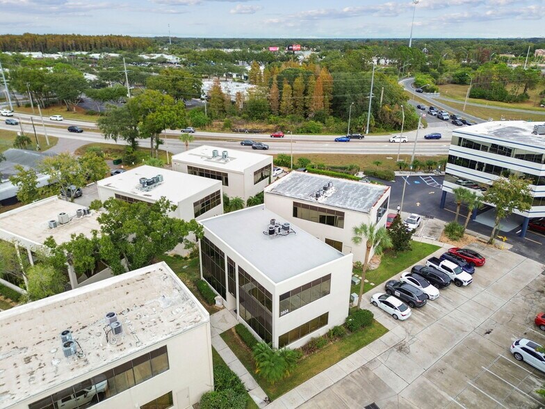 3804 Gunn Hwy, Tampa, FL à louer - Photo de l’immeuble – Image 3 sur 27