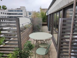 12 Rue Barbès, Levallois-Perret à louer Photo intérieure– Image 2 sur 7