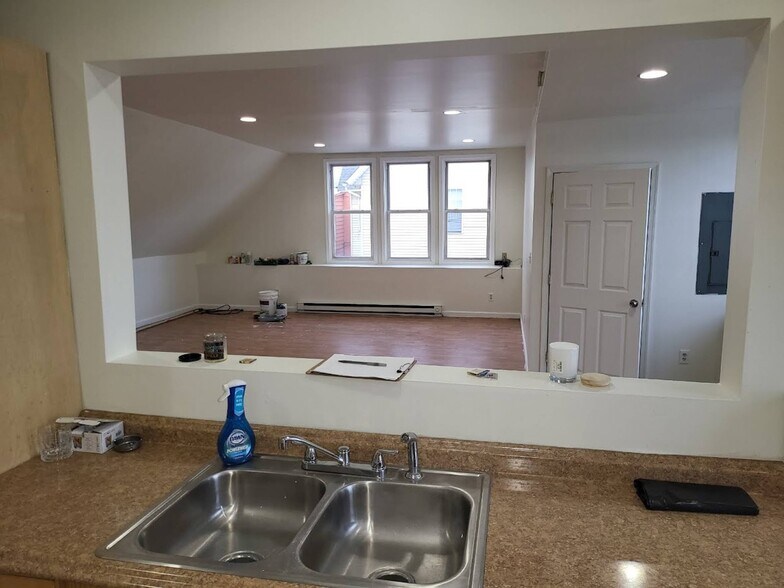 114-116 114-116 S Hall St, Allentown, PA à vendre - Photo de l’immeuble – Image 3 sur 11
