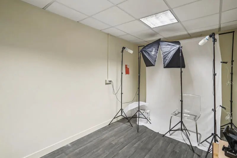 Bureau dans Paris à louer - Photo de l’immeuble – Image 2 sur 16