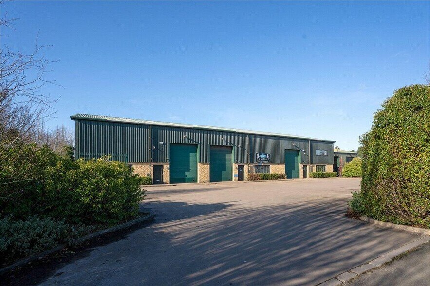 12-14 Cotswald Link, Moreton In Marsh à vendre - Photo de l’immeuble – Image 2 sur 8