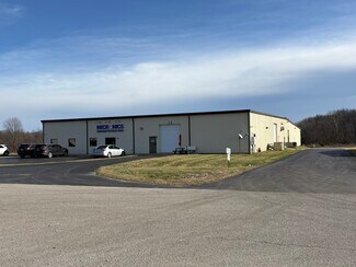 Plus de détails pour 221 Raymond St, Hope, IN - Industriel/Logistique à vendre