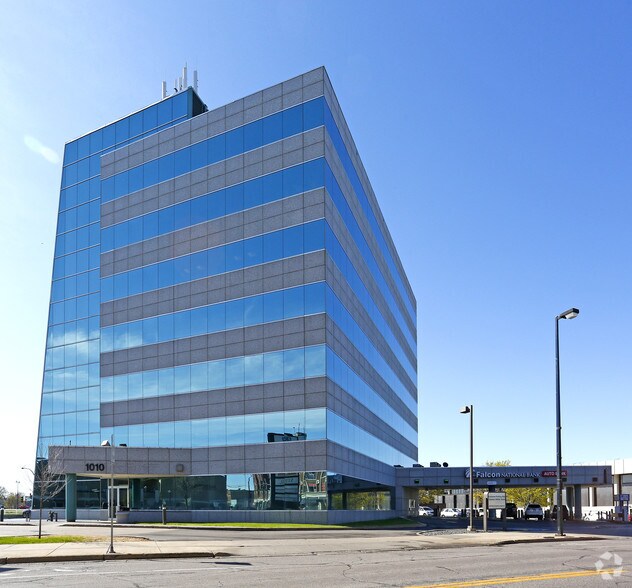 1010 Saint Germain St W, Saint Cloud, MN à louer - Photo de l’immeuble – Image 1 sur 19