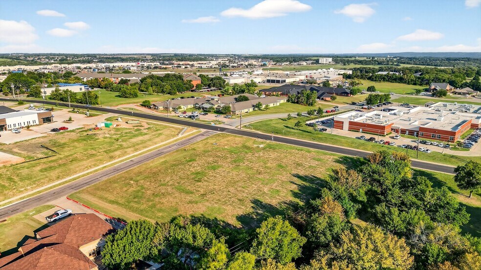 TBD Calais Street, Sherman, TX à vendre - Photo de l’immeuble – Image 3 sur 21