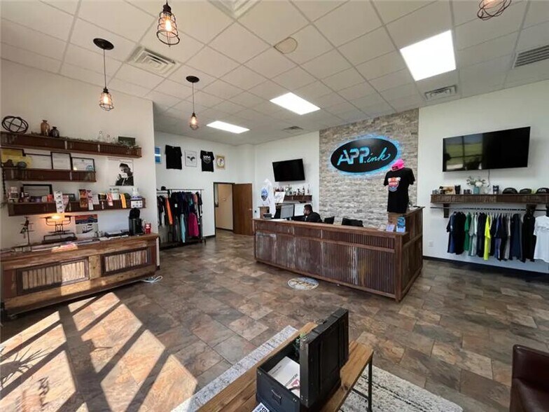 2171 Industrial Ct, Ozark, MO à louer - Photo intérieure – Image 3 sur 6