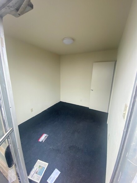 9618 Santa Fe Springs Rd, Santa Fe Springs, CA à louer - Photo de l’immeuble – Image 3 sur 16