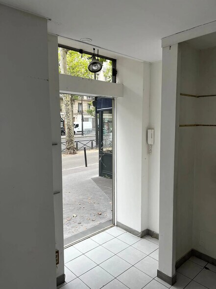 Local commercial dans Paris à louer - Photo intérieure – Image 3 sur 10