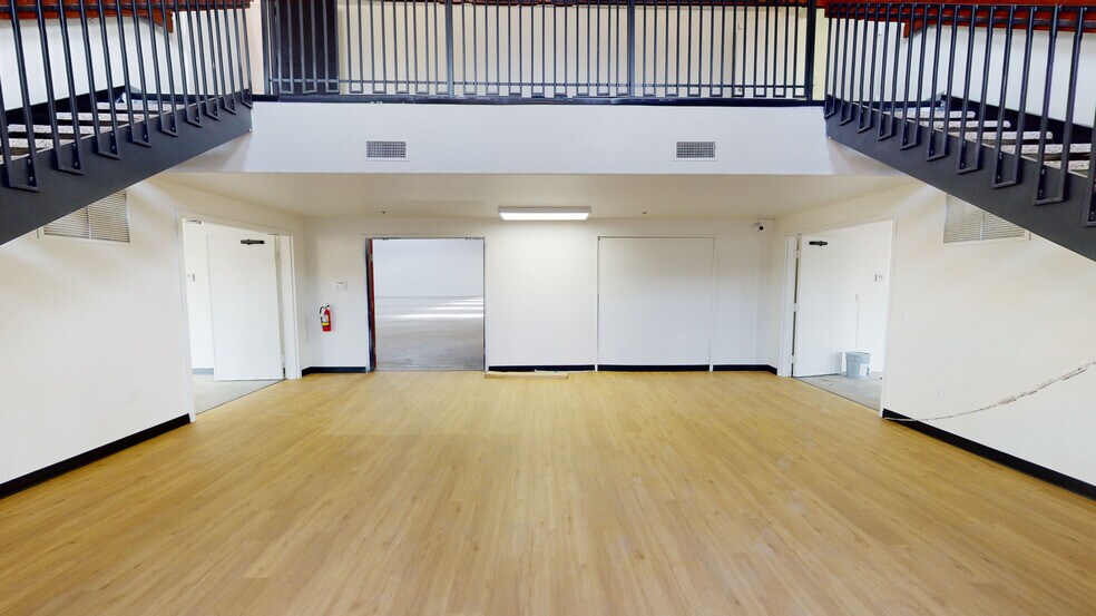 5220 Steptoe St, Las Vegas, NV à vendre - Numérisation 3D Matterport – Image 3 sur 24