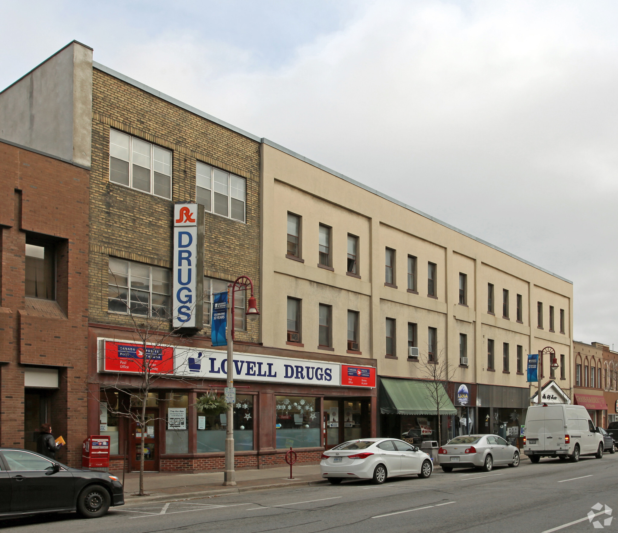 7-18 King St E, Oshawa, ON à louer Photo principale– Image 1 sur 5