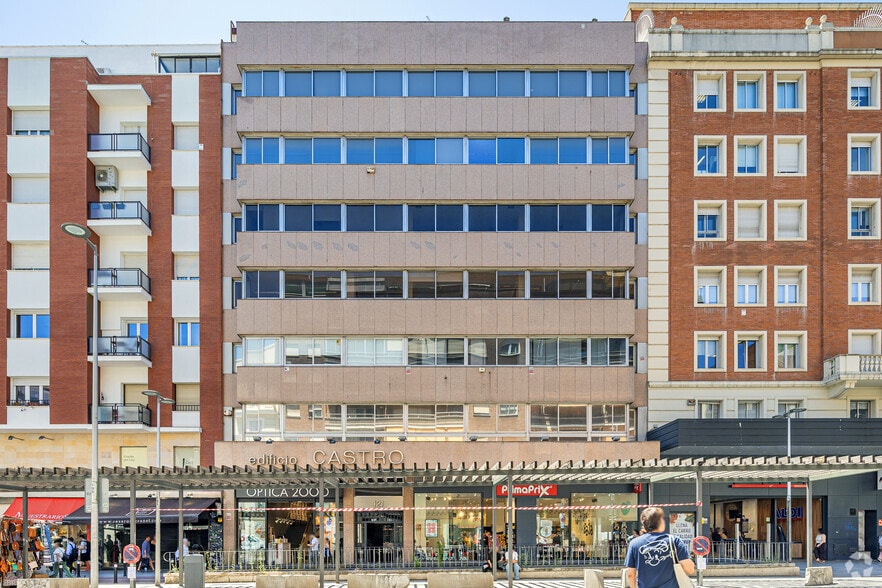 Calle de Fuencarral, 121, Madrid, Madrid à louer - Photo de l’immeuble – Image 2 sur 4