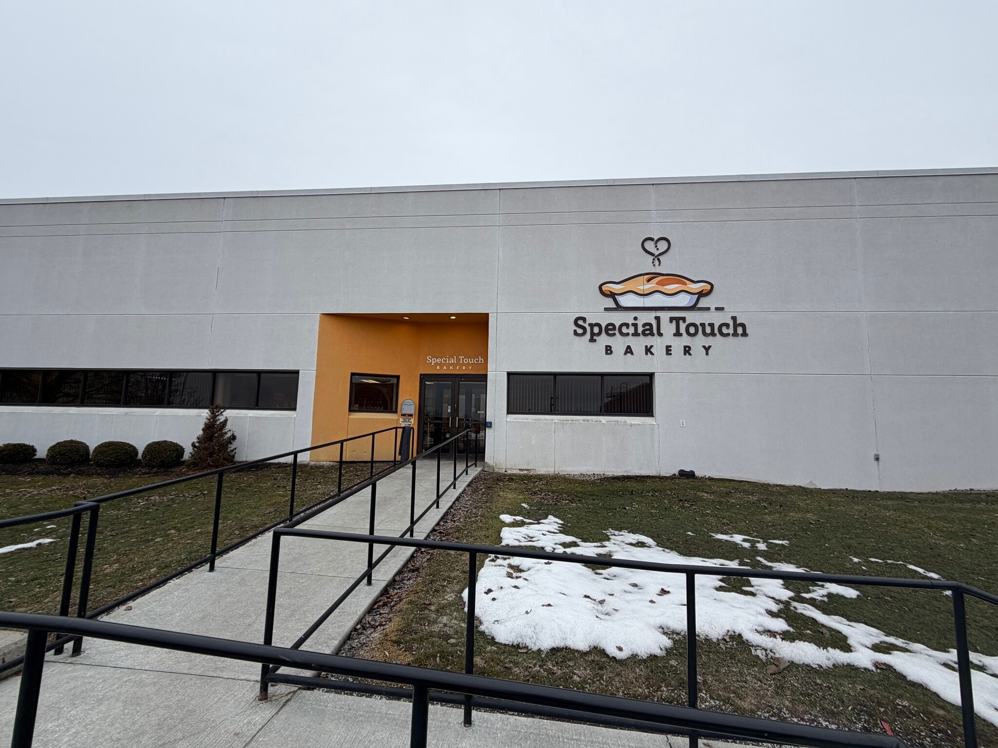 1999 Mount Read Blvd, Rochester, NY à louer Photo intérieure– Image 1 sur 15