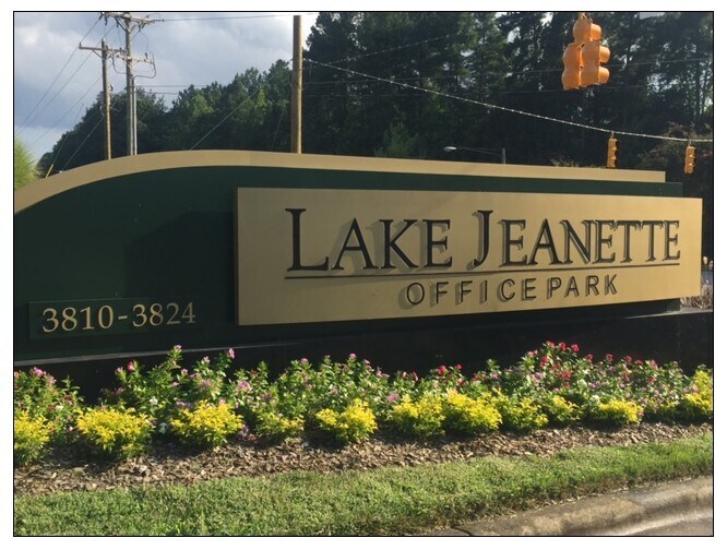 3810 N Elm St, Greensboro, NC à vendre - Autre – Image 2 sur 10