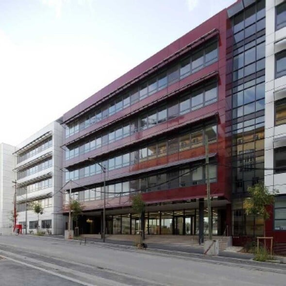 Bureau dans Rosny-sous-Bois à louer - Photo de l’immeuble – Image 2 sur 8