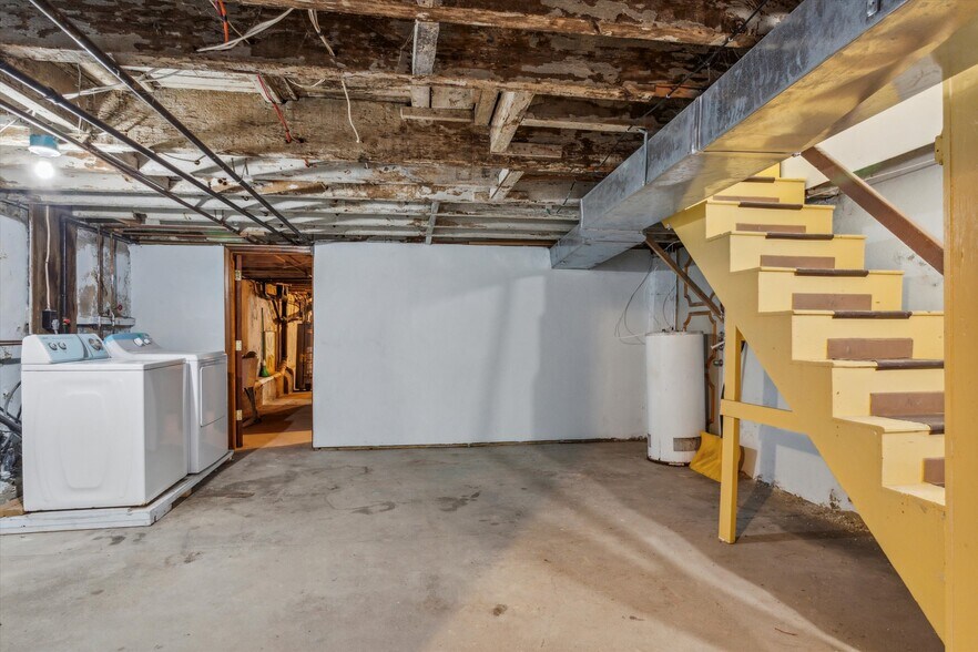 2855 E Thompson St, Philadelphia, PA à vendre - Photo intérieure – Image 2 sur 52