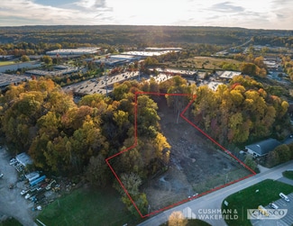 Plus de détails pour 10108 Sweet Valley Dr, Valley View, OH - Terrain à vendre