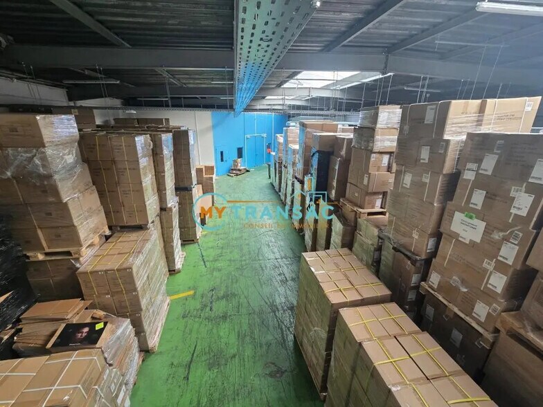 Industriel/Logistique dans Montreuil à louer - Photo de l’immeuble – Image 2 sur 6