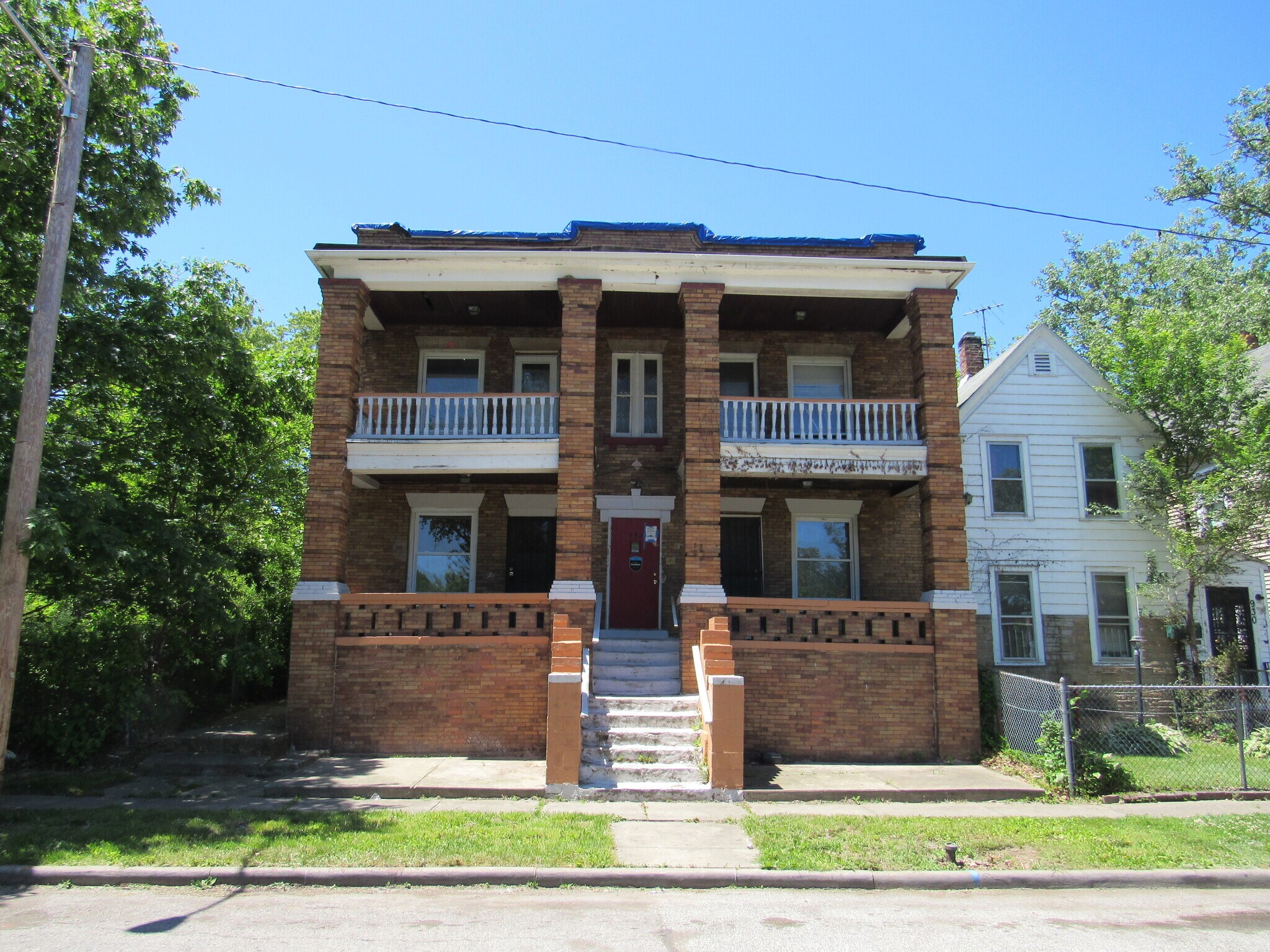 932 Wheelock Rd, Cleveland, OH à vendre Photo de l’immeuble– Image 1 sur 38