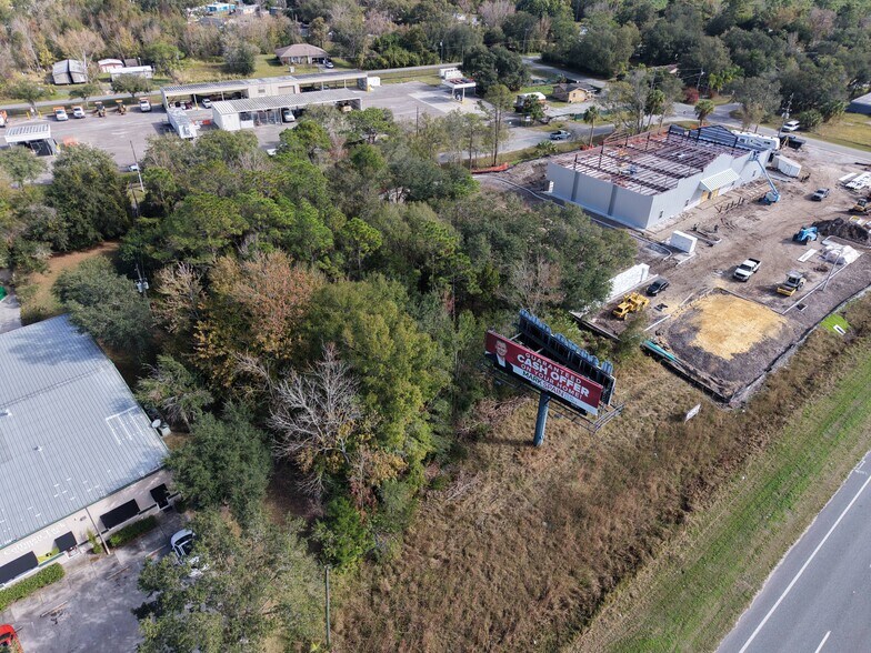 18757 E Colonial Dr, Orlando, FL à vendre - Photo de l’immeuble – Image 3 sur 11