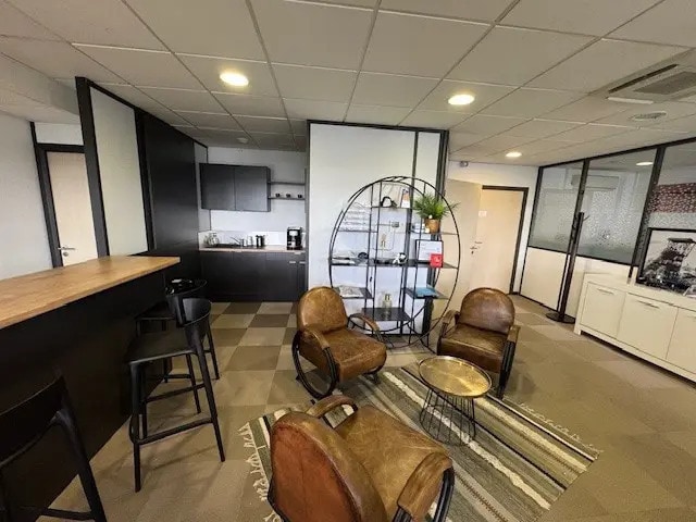 Bureau dans Saint-Étienne à louer - Photo de l’immeuble – Image 3 sur 5