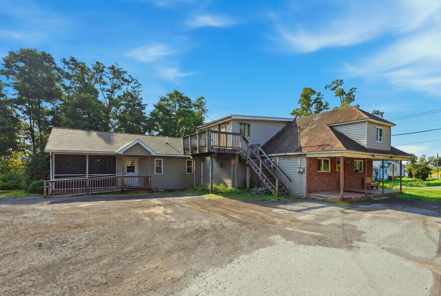 225 Owego Turnpike, Waymart, PA à vendre - Photo de l’immeuble – Image 2 sur 69