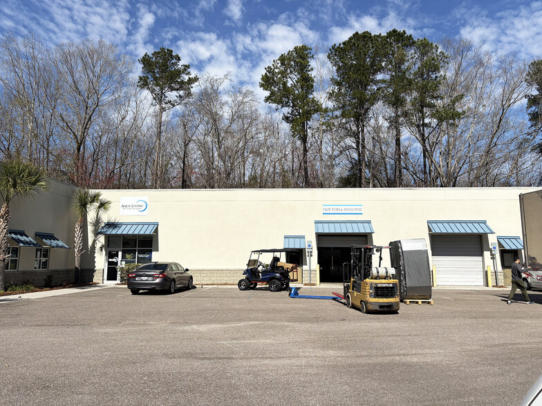 9481 Industrial Center Dr, Ladson, SC à louer - Photo de l’immeuble – Image 1 sur 7