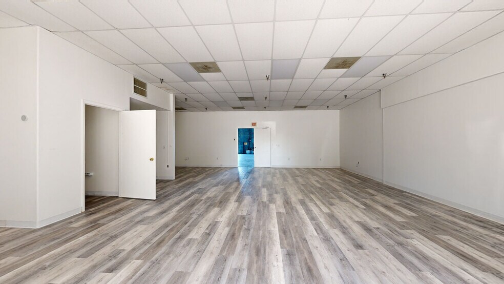217-311 Altamonte Commerce Blvd, Altamonte Springs, FL à louer - Numérisation 3D Matterport – Image 2 sur 19