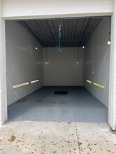 1311 N Dixie Fwy, New Smyrna Beach, FL à louer Photo intérieure– Image 2 sur 3