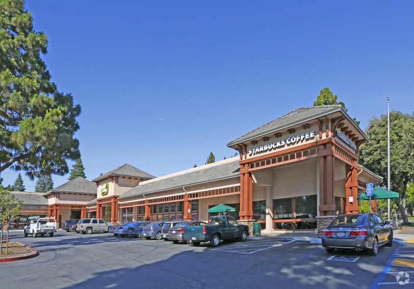 580 N Rengstorff Ave, Mountain View, CA à vendre - Photo de l’immeuble – Image 3 sur 16