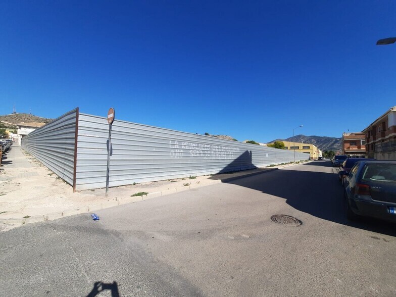 Terrain dans Elda, Alicante à vendre - Photo de la construction – Image 3 sur 5