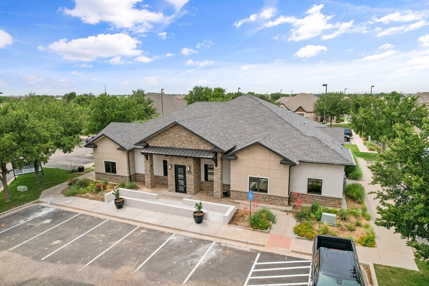 6102 82nd St, Lubbock, TX à vendre - Photo de l’immeuble – Image 3 sur 33