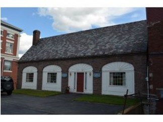 Plus de détails pour 206 Main St, Berlin, NH - Bureau à vendre