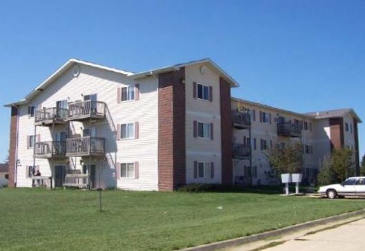 102 8th Ave NW, Oelwein, IA à vendre - Autre – Image 2 sur 15