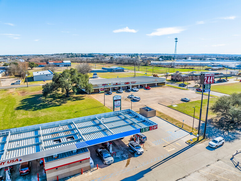 1311 S Jackson St, Jacksonville, TX à vendre - Photo de l’immeuble – Image 1 sur 14
