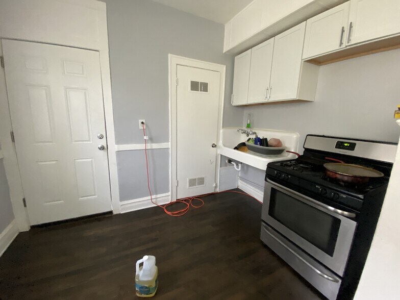 1621 S Komensky Ave, Chicago, IL à vendre - Photo de l’immeuble – Image 3 sur 5