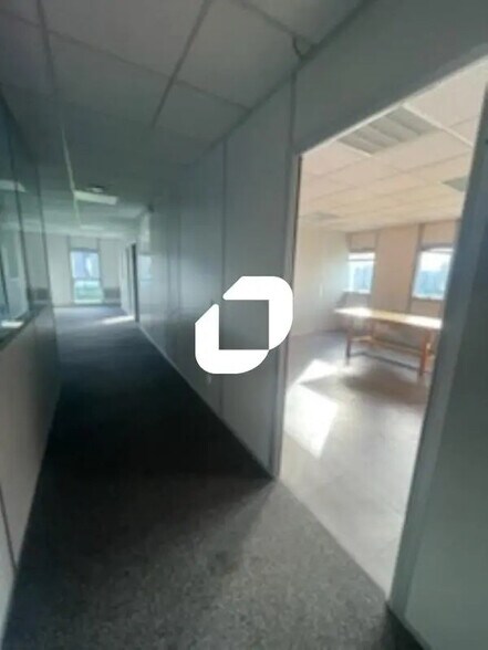 Bureau dans Meylan à louer - Photo de l’immeuble – Image 3 sur 9