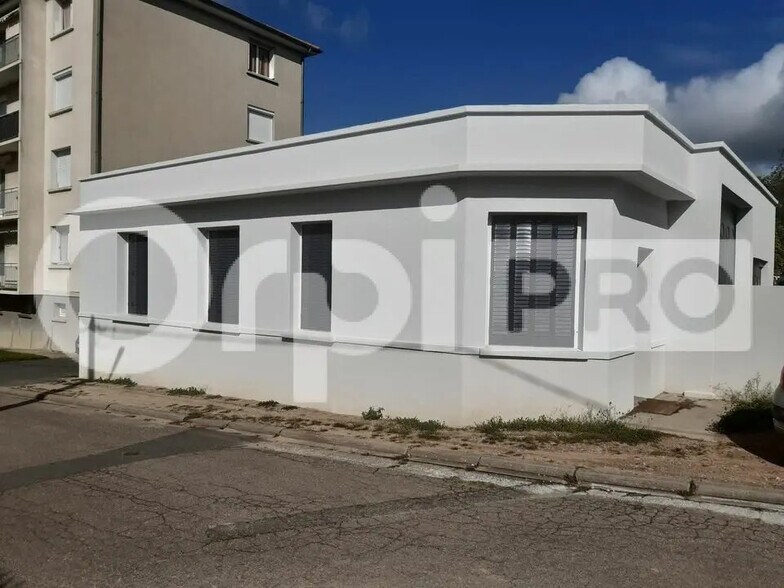 44 Rue Henri Barbusse, Désertines à louer - Photo de l’immeuble – Image 1 sur 12