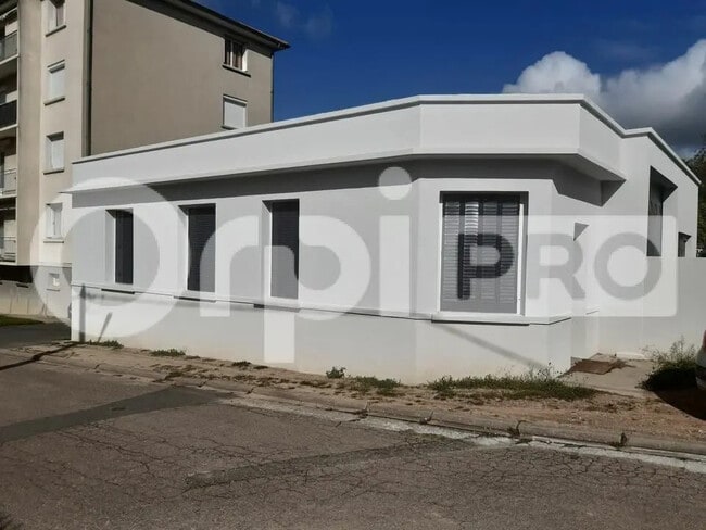 Plus de détails pour Bureau à louer