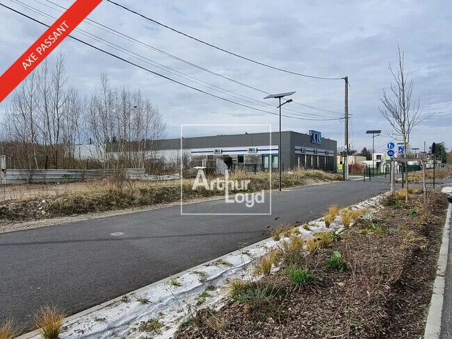 Plus de détails pour Local commercial à louer