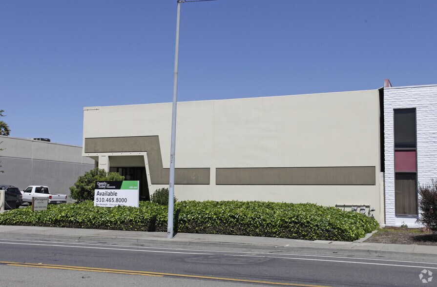 14358-14386 Wicks Blvd, San Leandro, CA à vendre - Photo de l’immeuble – Image 3 sur 5