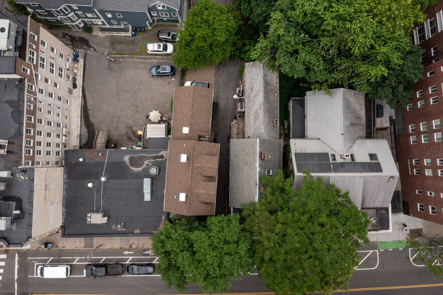 930 Massachusetts Ave, Cambridge, MA à vendre - Photo de l’immeuble – Image 3 sur 8