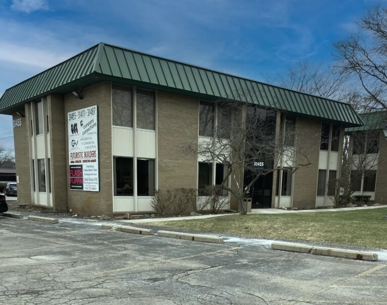 31455 Northwestern Hwy, Farmington Hills, MI à louer Photo principale– Image 1 sur 2