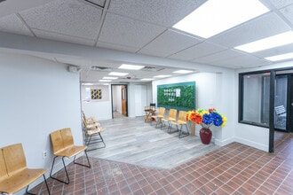 1 Racquet Ln, Monroeville, PA à louer Photo de l’immeuble– Image 2 sur 25