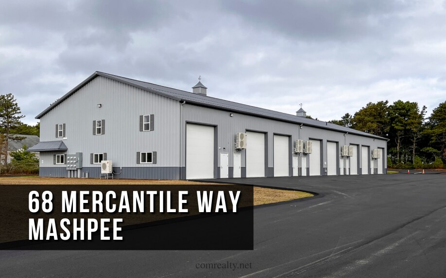 68 Mercantile Way, Mashpee, MA à louer - Photo de l’immeuble – Image 1 sur 32