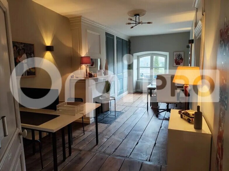 Bureau dans Limoges à louer - Photo de l’immeuble – Image 3 sur 8