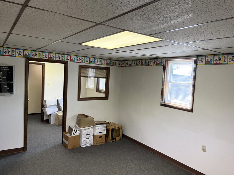 928 French Rd, Buffalo, NY à louer - Photo intérieure – Image 3 sur 17