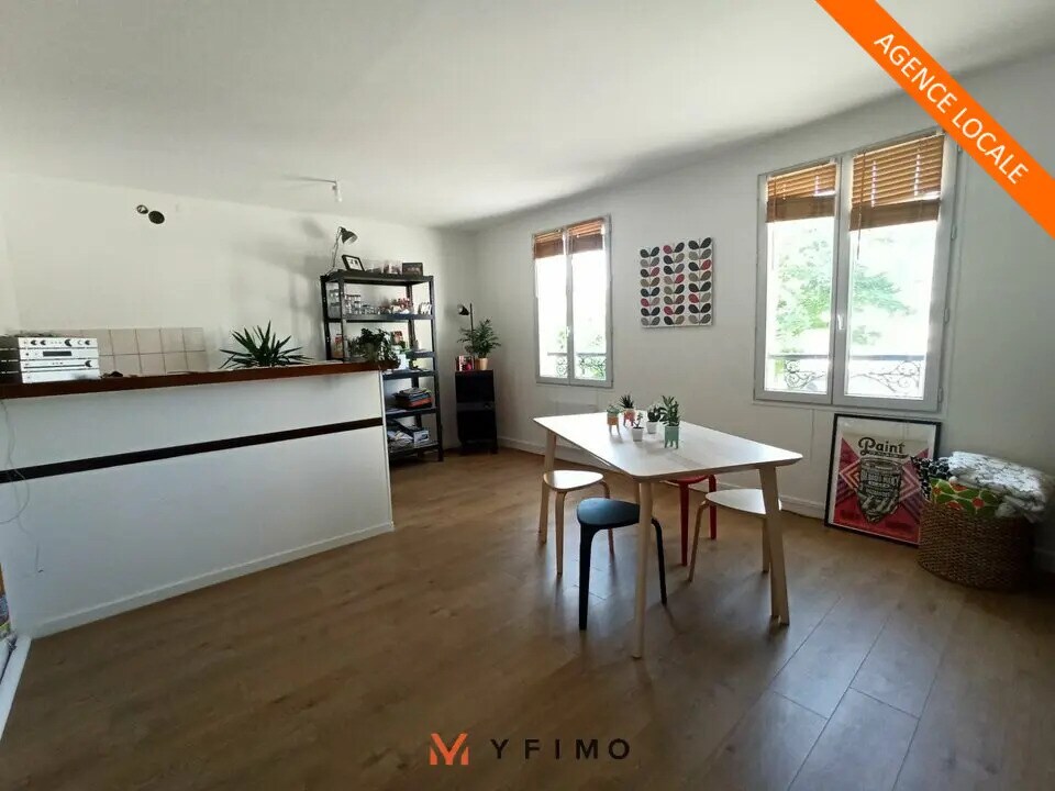 Bureau dans Poissy à louer Photo de l’immeuble– Image 1 sur 6