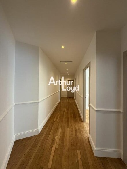 10 Rue Cronstadt, Nice à louer - Photo intérieure – Image 2 sur 8
