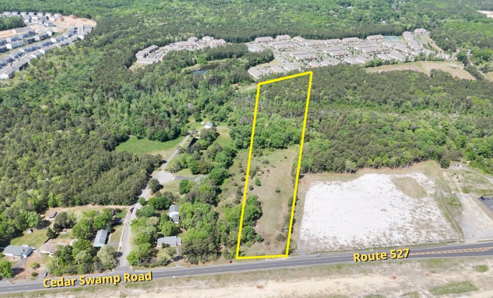 564 Cedar Swamp Rd, Jackson, NJ à vendre - Aérien – Image 1 sur 5